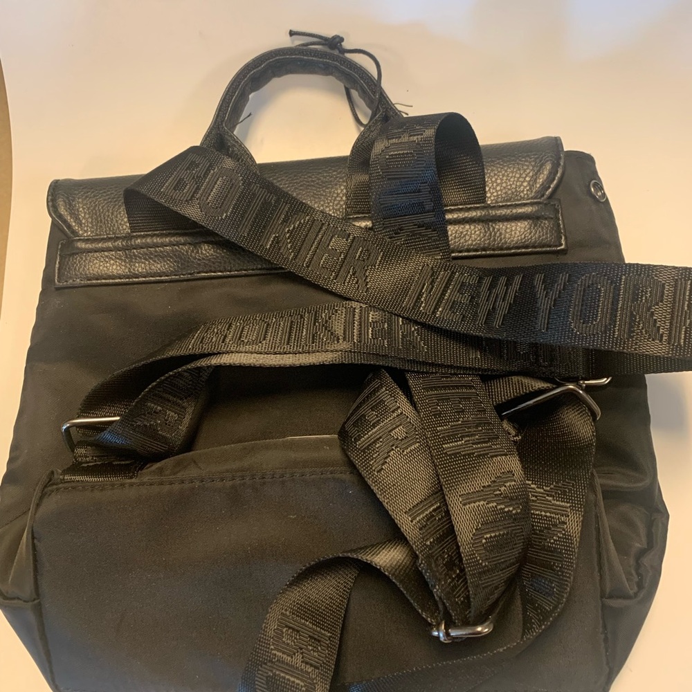 Botkier New York Trigger Backpack Bag Or Purse Bl… - image 6